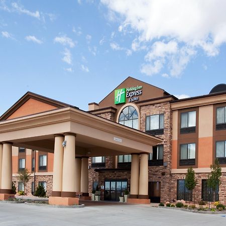 Holiday Inn Express Richfield By Ihg Экстерьер фото