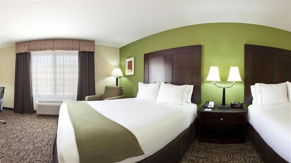 Holiday Inn Express Richfield By Ihg Экстерьер фото