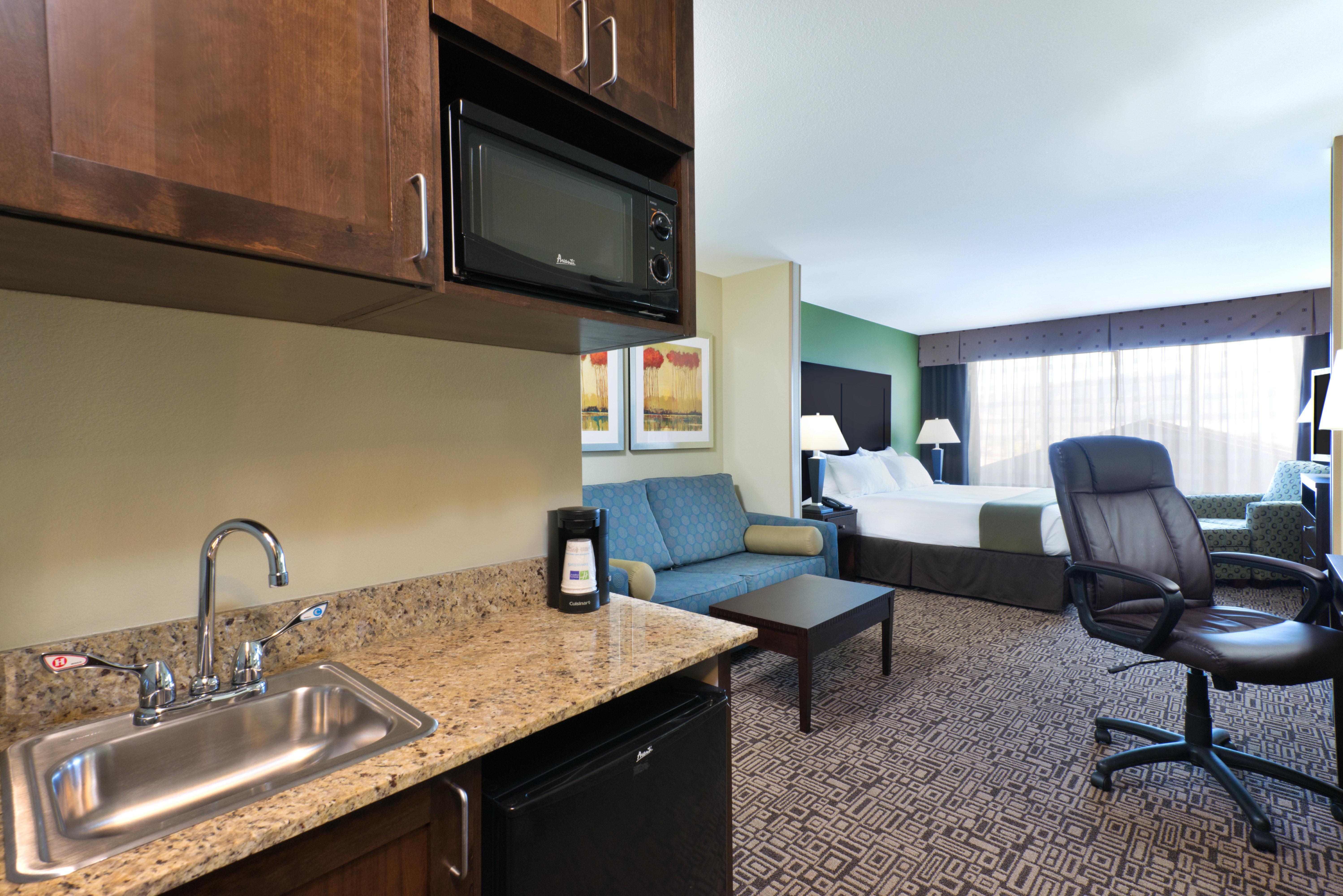 Holiday Inn Express Richfield By Ihg Экстерьер фото