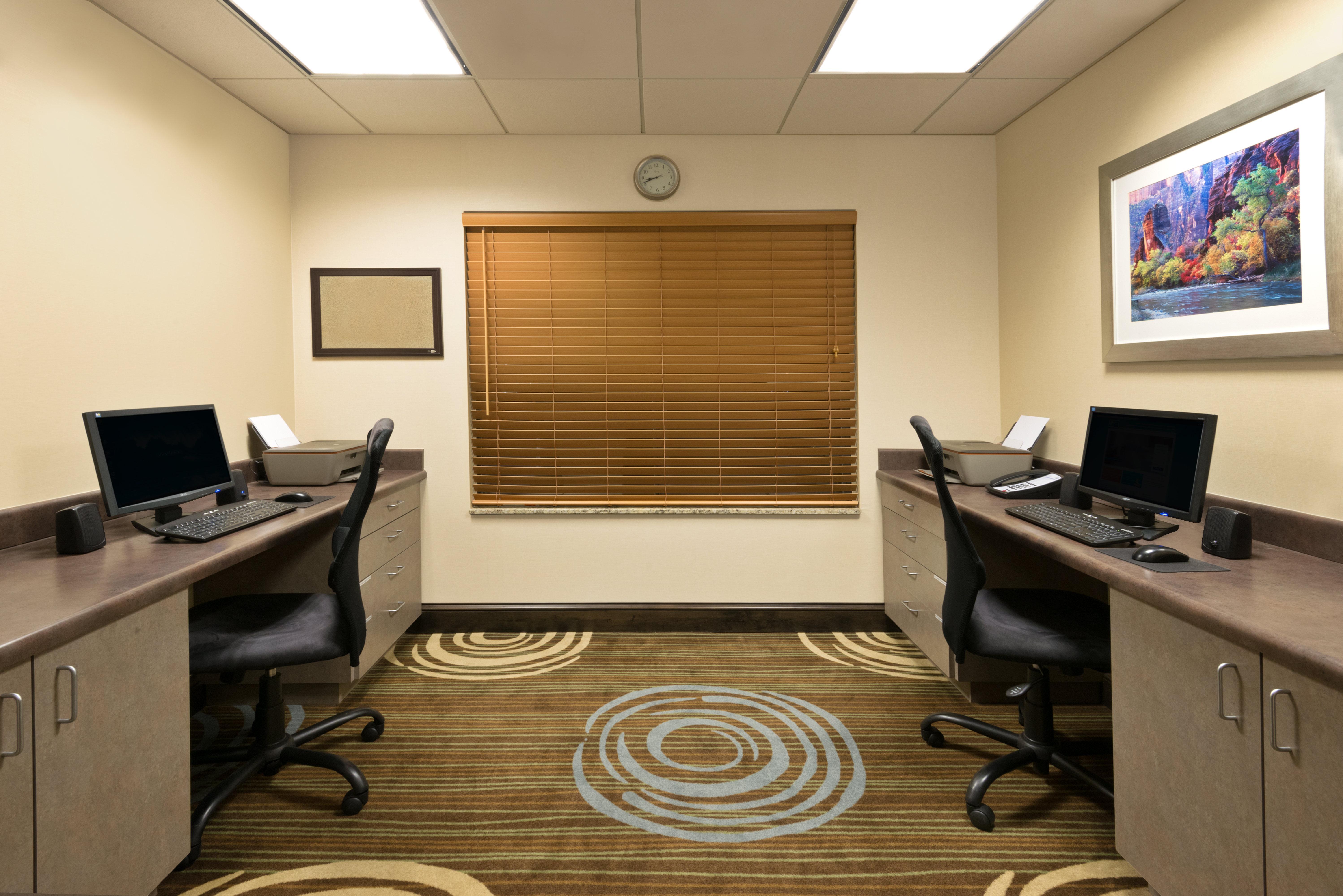 Holiday Inn Express Richfield By Ihg Экстерьер фото