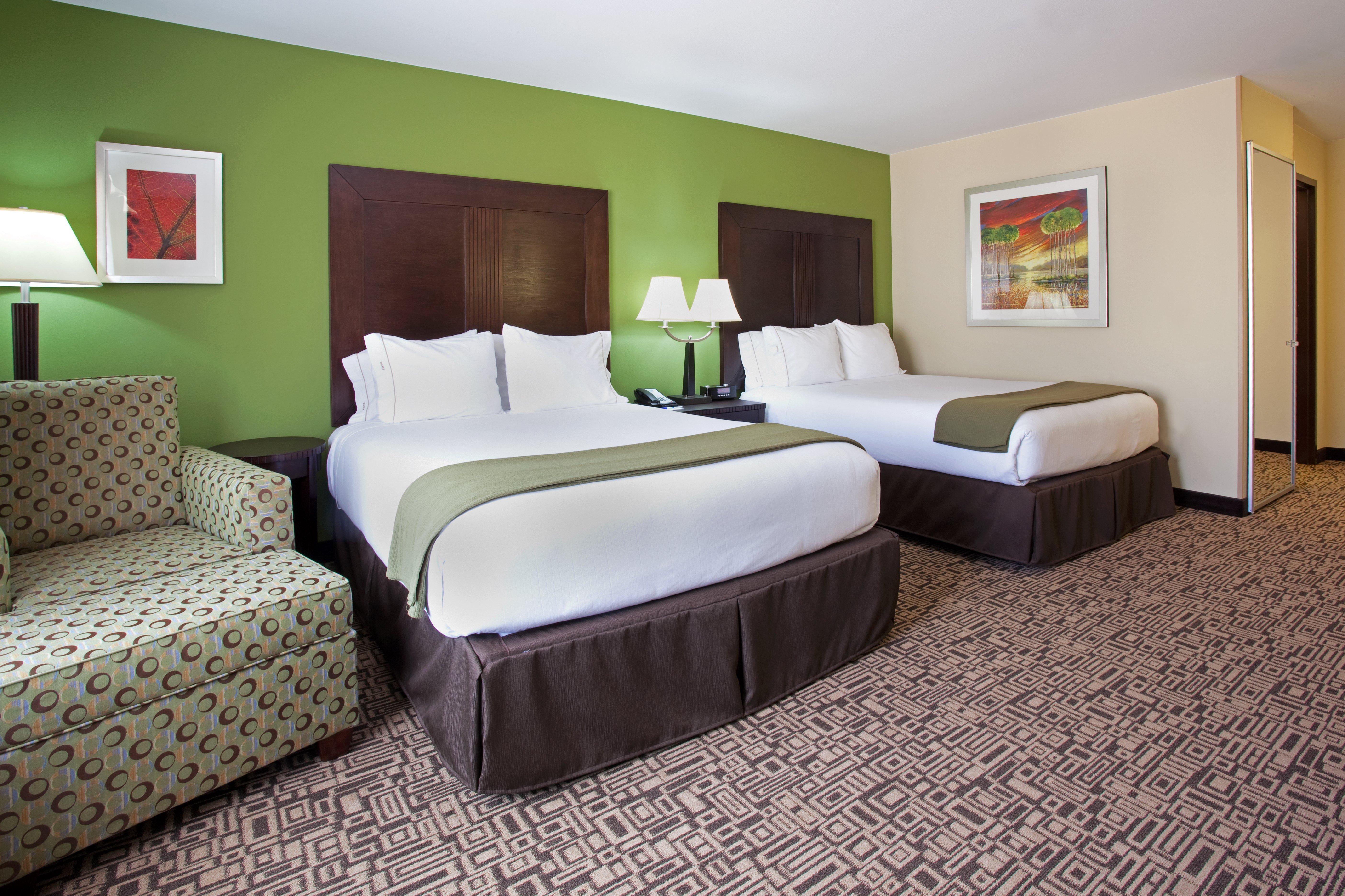Holiday Inn Express Richfield By Ihg Экстерьер фото