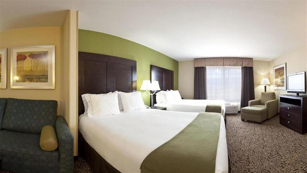 Holiday Inn Express Richfield By Ihg Экстерьер фото